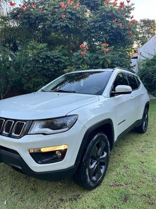 JEEP COMPASS 2.0 16V DIESEL LONGITUDE 4X4 AUTOMÁTICO JEEP COMPASS 2.0 16V DIESEL LONGITUDE 4X4 AUTOMÁTICO